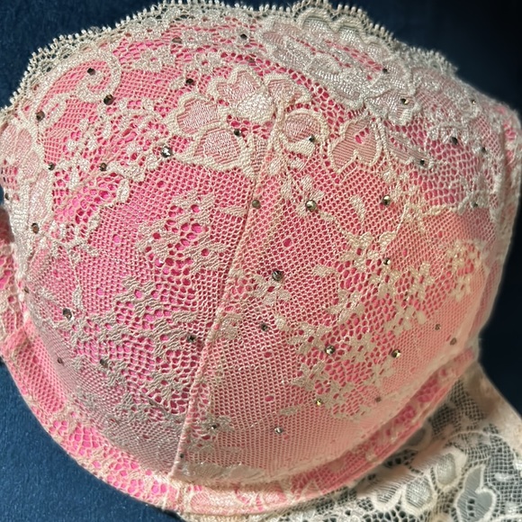 Victoria secret 36 D Dream Angel Push Up - Picture 4 of 6